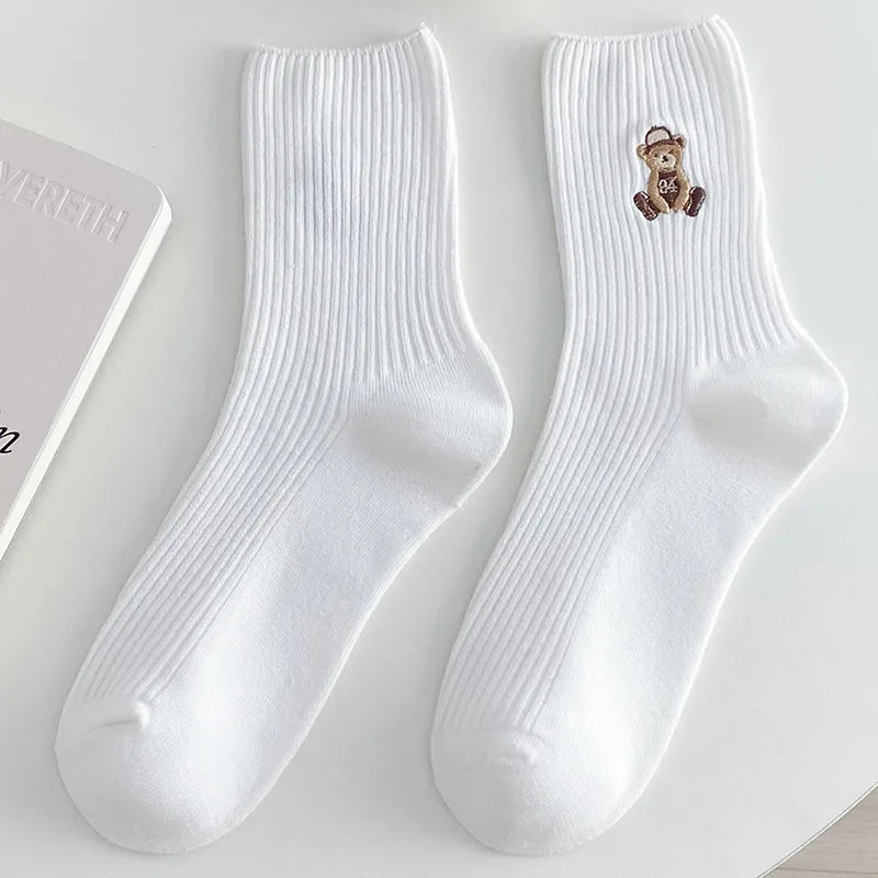 New Design Embroider Cute Bears Dressed Player In Sportswear Short Cotton Socks 6 Colors Available Casual Style Daily Attire