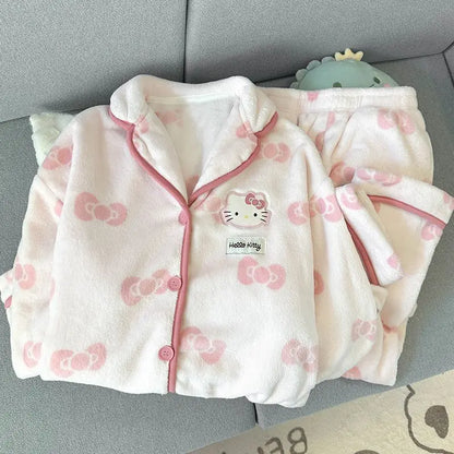 Women's Hello Kitty Flannel Pajamas - Cozy Winter Sleepwear