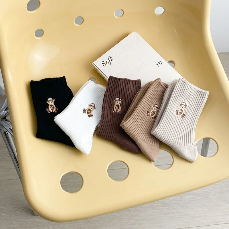 New Design Embroider Cute Bears Dressed Player In Sportswear Short Cotton Socks 6 Colors Available Casual Style Daily Attire