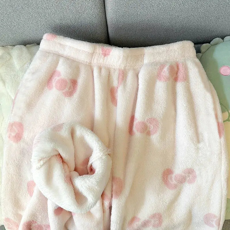 Women's Hello Kitty Flannel Pajamas - Cozy Winter Sleepwear