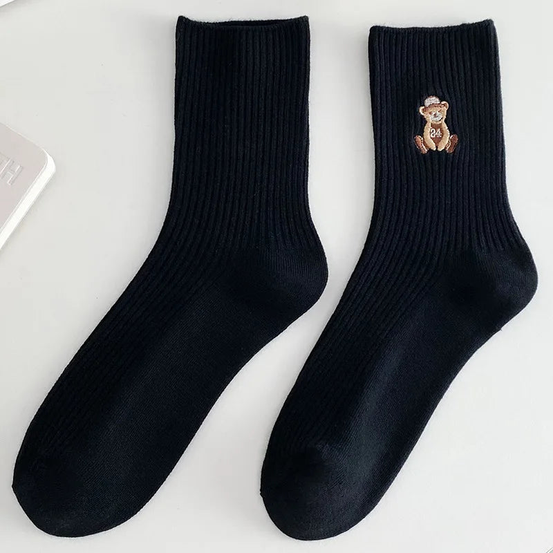 New Design Embroider Cute Bears Dressed Player In Sportswear Short Cotton Socks 6 Colors Available Casual Style Daily Attire